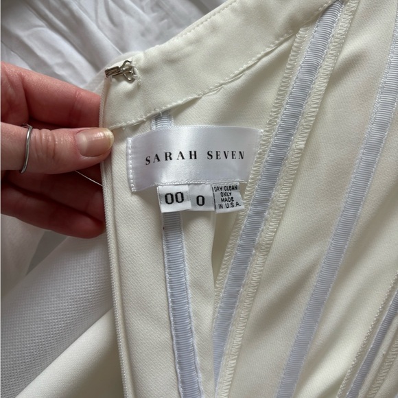 Sarah Seven Brontë - Picture 6 of 15